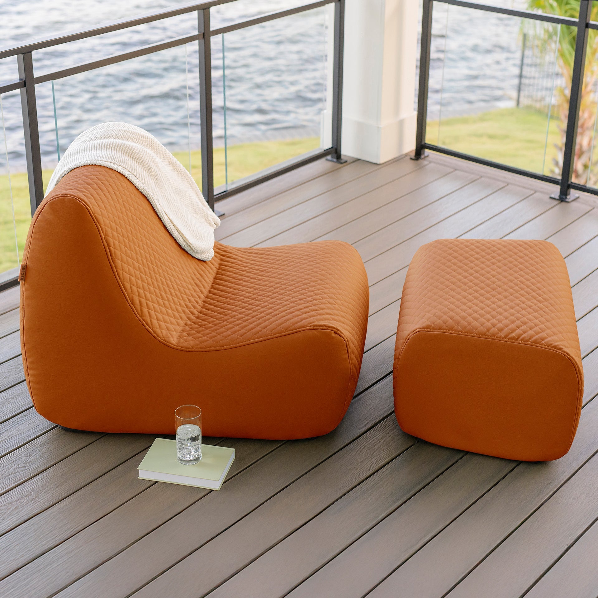 Solvana™ Link Outdoor Chair